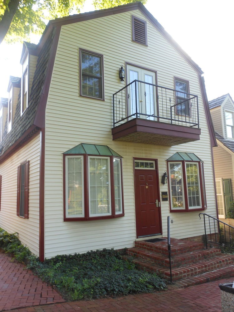 Century Suites Hotel - thumb 5