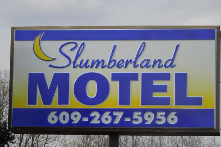 Slumberland Motel Mount Holly - thumb 2