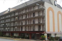 Studio 9 Inn  Suites