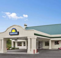 Days Inn by Wyndham Emporia - Accommodation Seattle