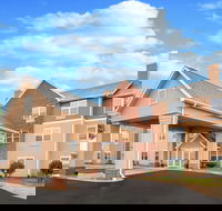 AmericInn by Wyndham Fulton Clinton - Accommodation Seattle