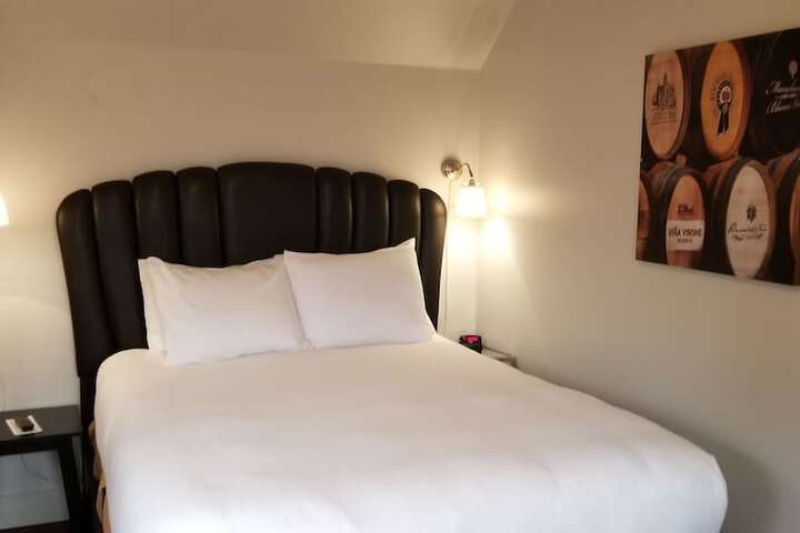 Deep Water Inn - thumb 7