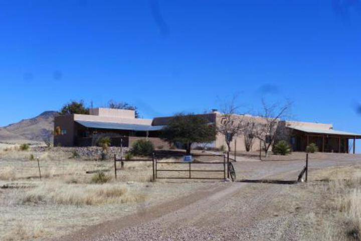 Rancho Milagro Bed & Breakfast - thumb 0