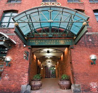 ExecuStay at the River Lofts at Tobacco Row - Accommodation Seattle