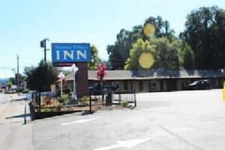 Western Village Inn - thumb 3