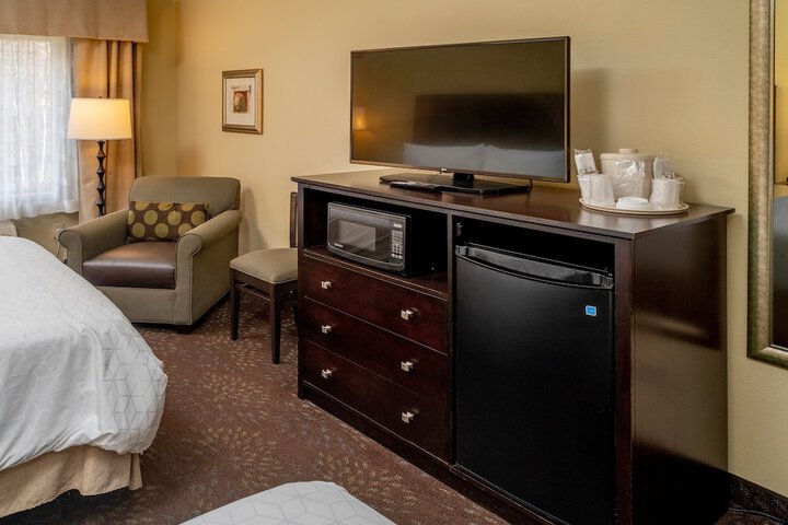Holiday Inn Express Charleston-Kanawha City, An IHG Hotel - thumb 6
