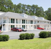 Super 8 by Wyndham Statesboro - Accommodation Seattle