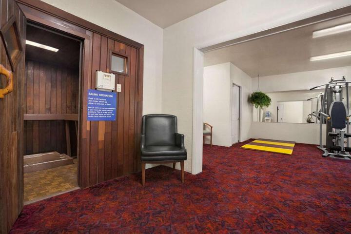 Travelodge By Wyndham Bedford - thumb 5