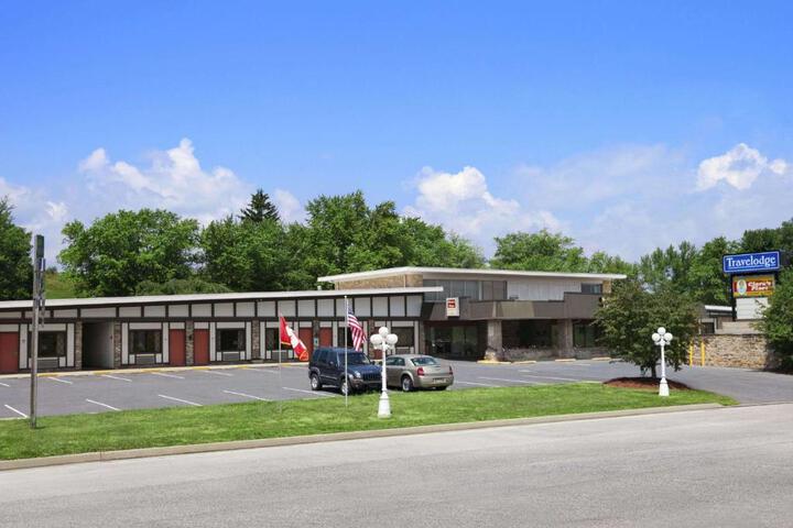 Travelodge By Wyndham Bedford - thumb 0