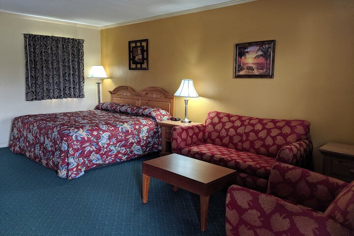 Cheerio Inn - Glennville - thumb 2