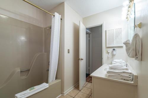 Quail Hollow Village At Beech Mountain Lakes - thumb 1