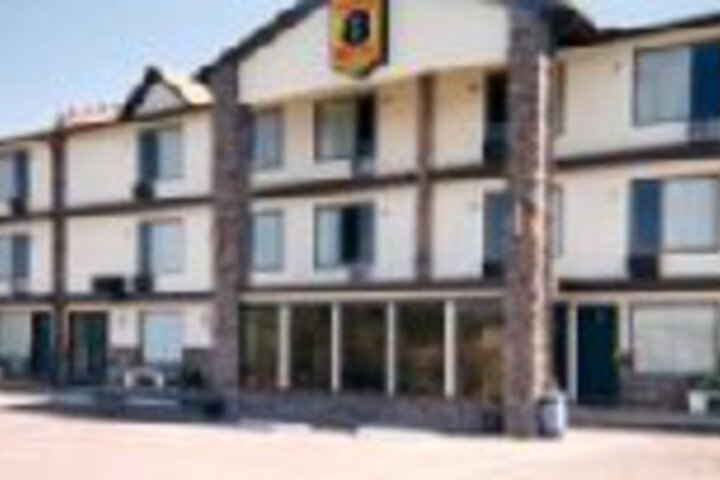 SUPER 8 BRANSON NORTH - thumb 3