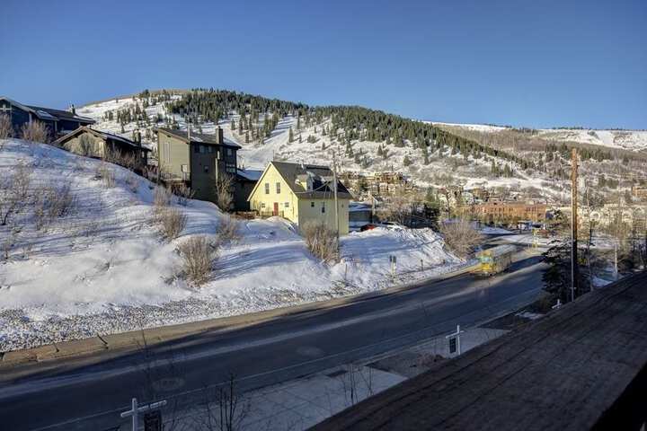 365 Deer Valley Drive Unit B - thumb 2