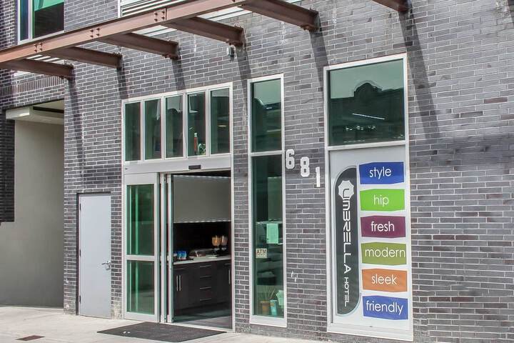 Umbrella Hotel, Ascend Hotel Collection - thumb 1