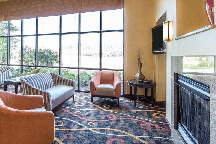 Comfort Suites Kodak Sevierville - thumb 7