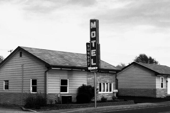 Sunset Motel - thumb 6