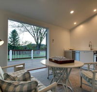 White Moose Inn - Accommodation Seattle