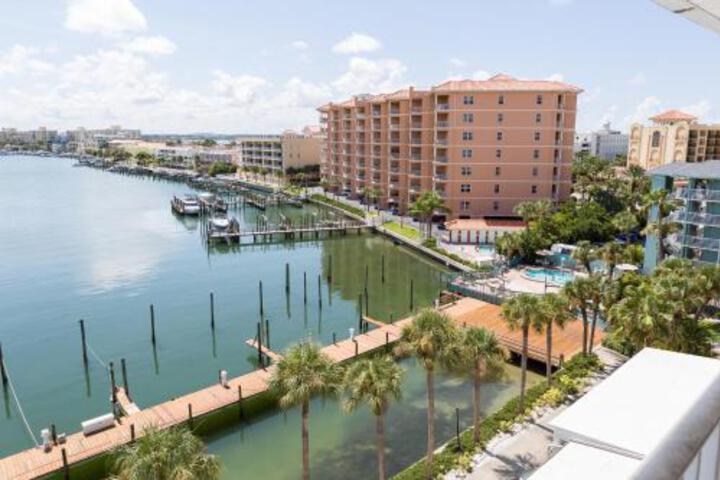 404 Dockside - thumb 2