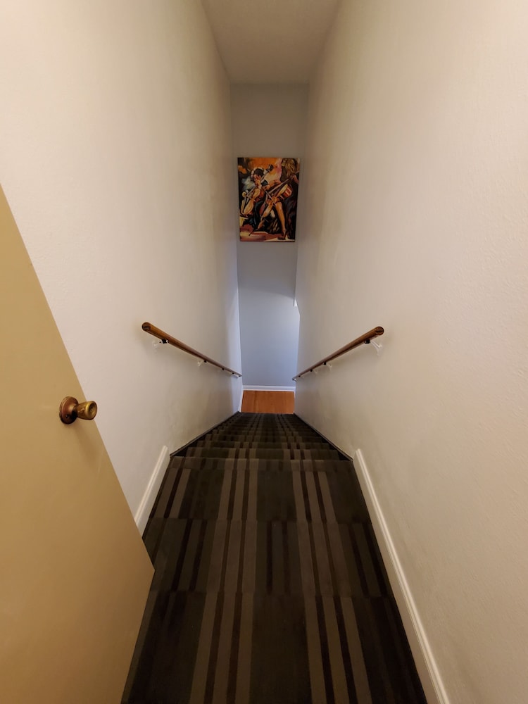 The TremÃ© Hotel - thumb 6