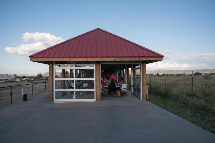 Quarter Circle 7 Hotel - thumb 3