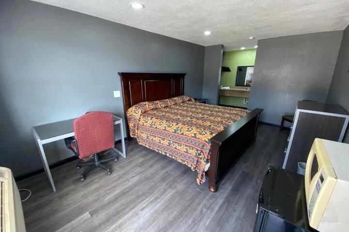 Town House Motel - thumb 4