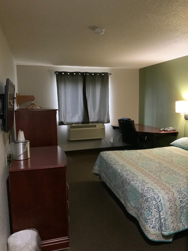 Coldwater Motel - thumb 2