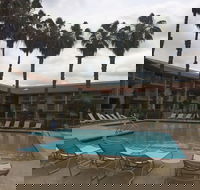 DoubleTree by Hilton Hotel Bakersfield - Accommodation Seattle