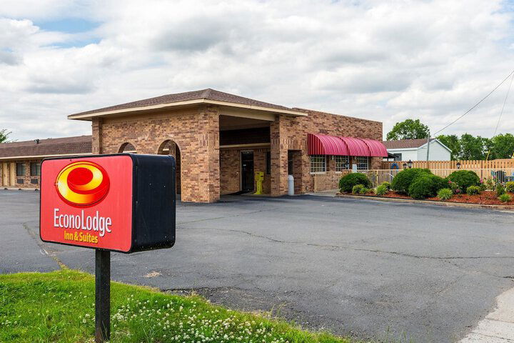 Econo Lodge & Suites - thumb 1