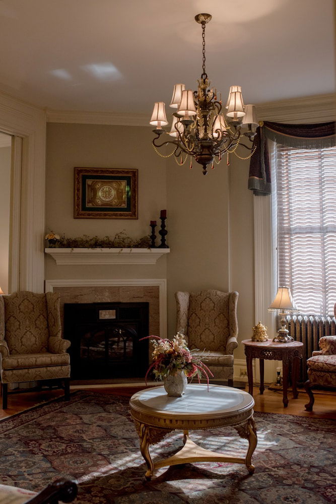 The Londonderry Inn - thumb 1