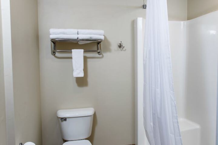 Julie's Park Cafe And Motel - thumb 2