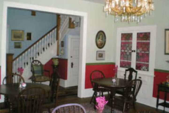 Oak Manor Inn - thumb 7