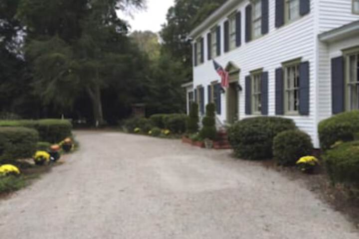 Oak Manor Inn - thumb 1