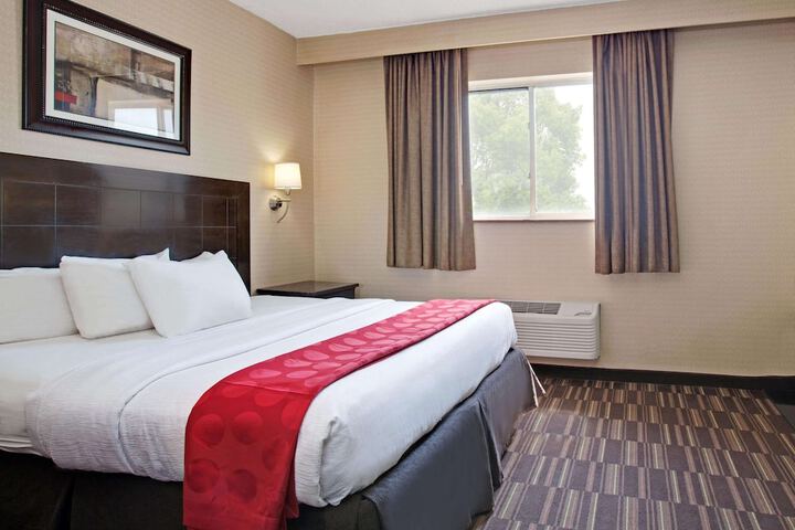 Ramada By Wyndham Bronx - thumb 6