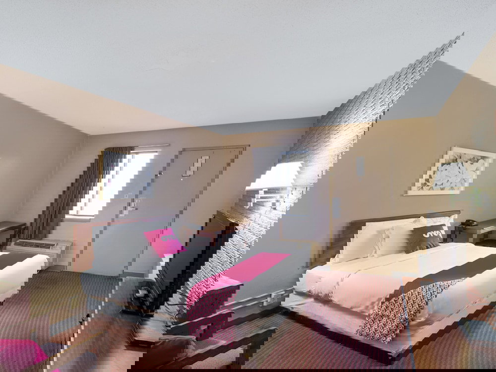 OYO Hotel Wytheville I-77 & I-81 - thumb 4