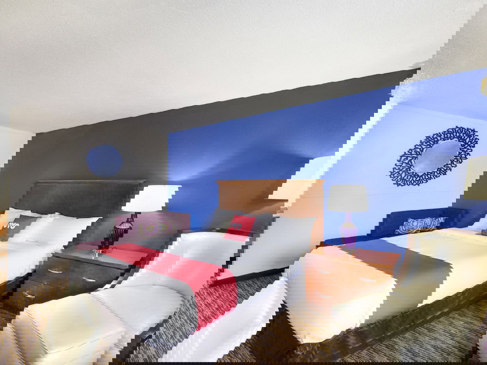 OYO Hotel Wytheville I-77 & I-81 - thumb 3