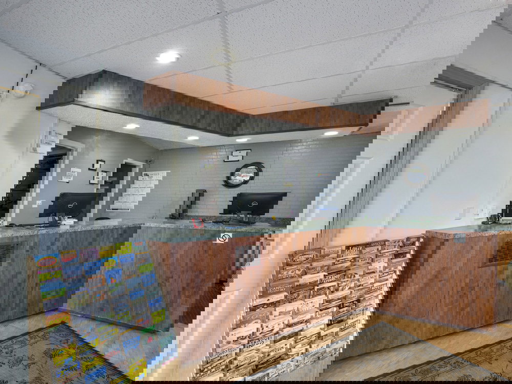 OYO Hotel Wytheville I-77 & I-81 - thumb 2