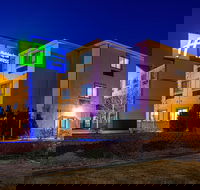 Holiday Inn Express  Suites Alamosa an IHG Hotel - Accommodation Seattle