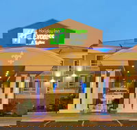 Holiday Inn Express  Suites Alexandria an IHG Hotel - Accommodation Seattle