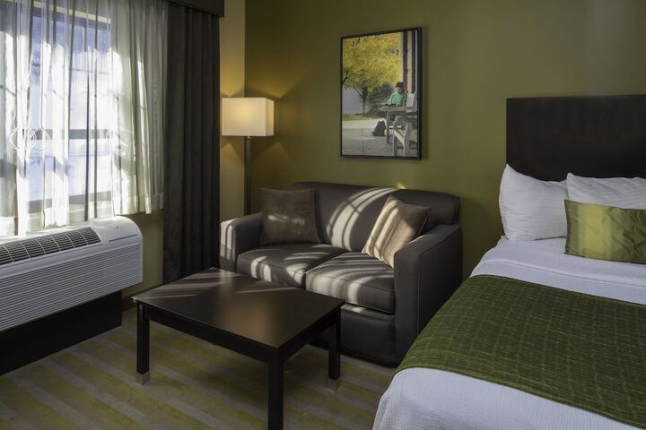 Best Western Plus Franciscan Square Inn And Suites - thumb 6