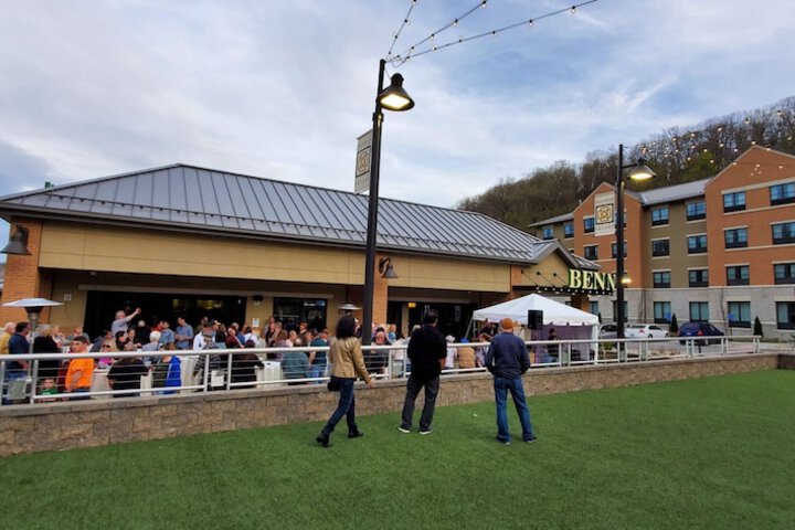 Best Western Plus Franciscan Square Inn And Suites - thumb 1