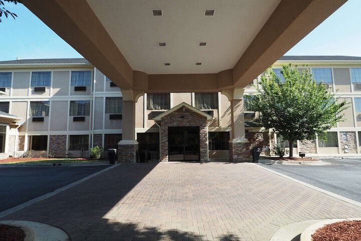Country Inn & Suites By Radisson, Canton, GA - thumb 1