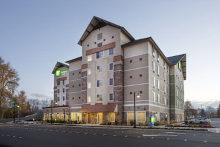 Holiday Inn Express & Suites Seattle South - Tukwila, An IHG Hotel - thumb 0