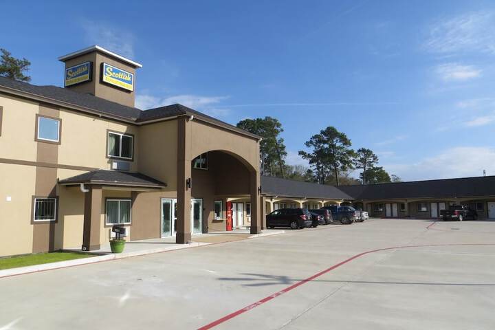 Scottish Inn & Suites - thumb 2