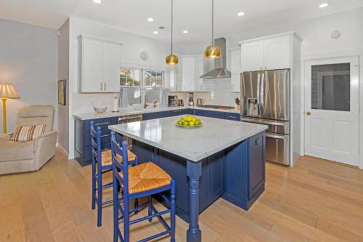 Loon Point Cottage - thumb 4