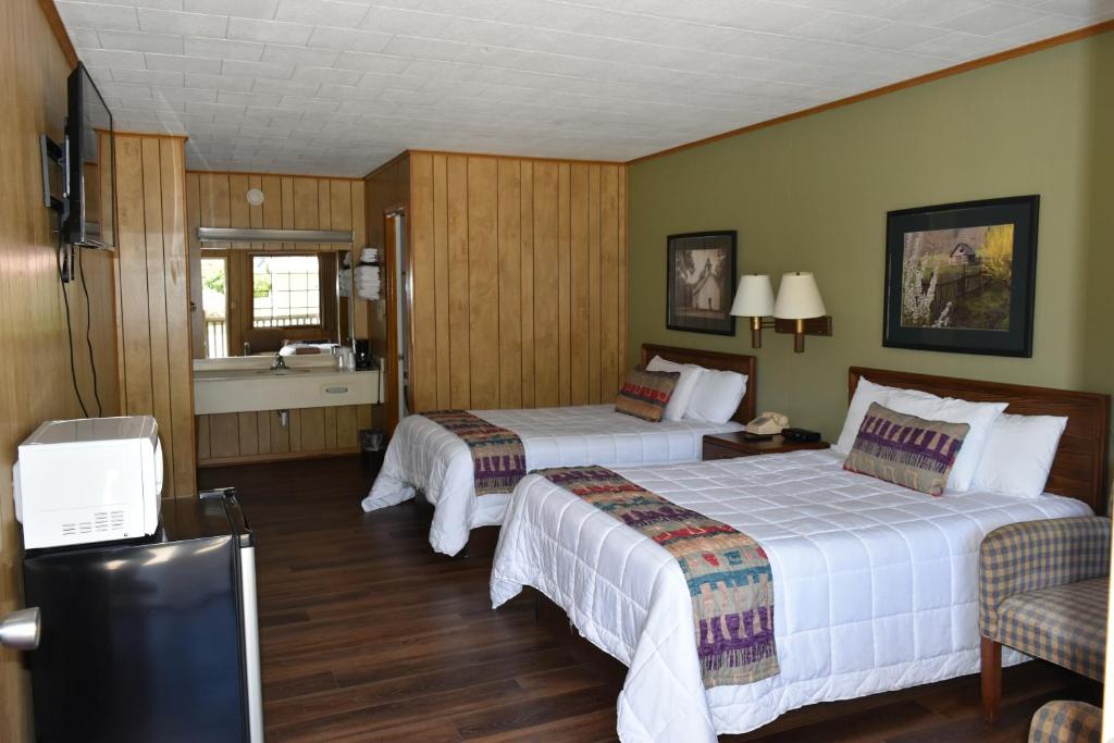 Pioneer Motel & Cabins - thumb 2