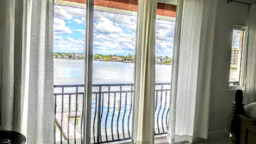 Mediterranean Three Story Beach Townhouse - thumb 1