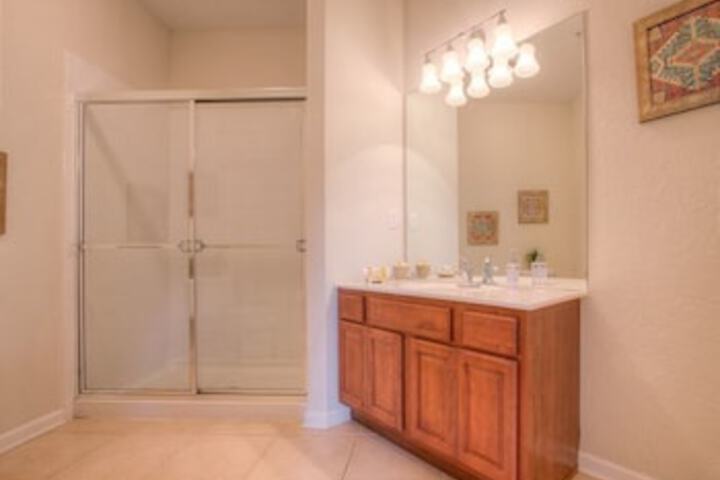 Private Oasis Of Vista Cay - thumb 4