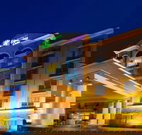 Holiday Inn Express Hotel  Suites Columbus at Northlake an IHG Hotel - Accommodation Seattle