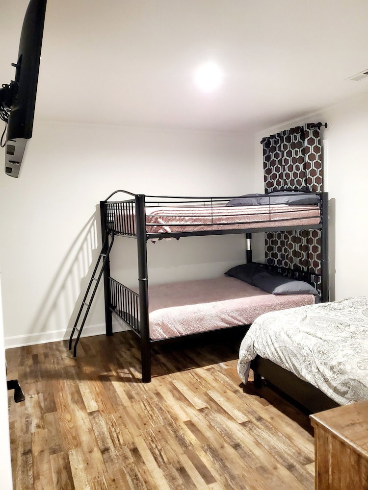 ABC Accommodations - thumb 1