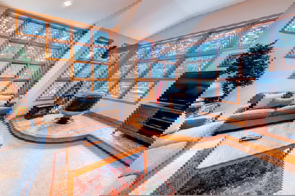 River Glen Condos By CRMR - thumb 6